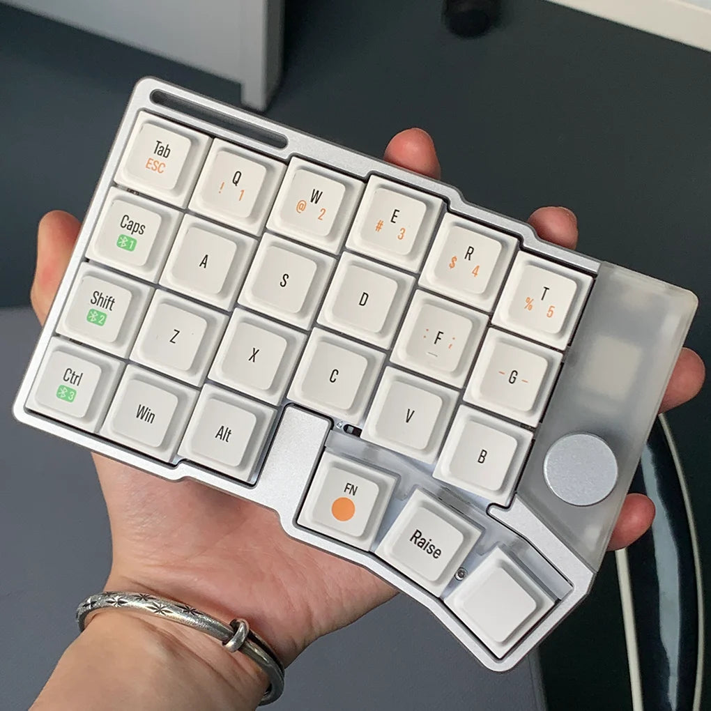 Cornix Split Keyboard with Tenting Leg Low Profile Hot Swap Wired Bluetooth CNC Corne Split Keyboard Kit Kailh Choc VIAL PreSale