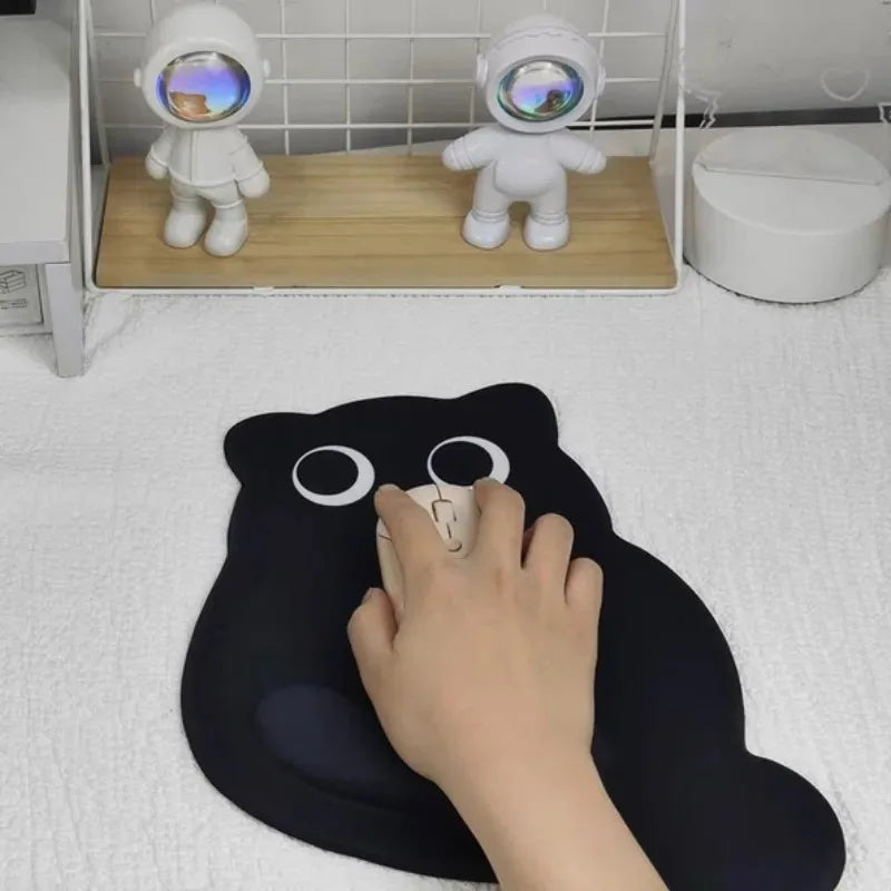 Fashion Big-Eyed Cat Mouse Pad Non-Slip Comfortable Wrist Rest Pad Cartoon Gaming Mouse Pad For Computer Office Desk Mat