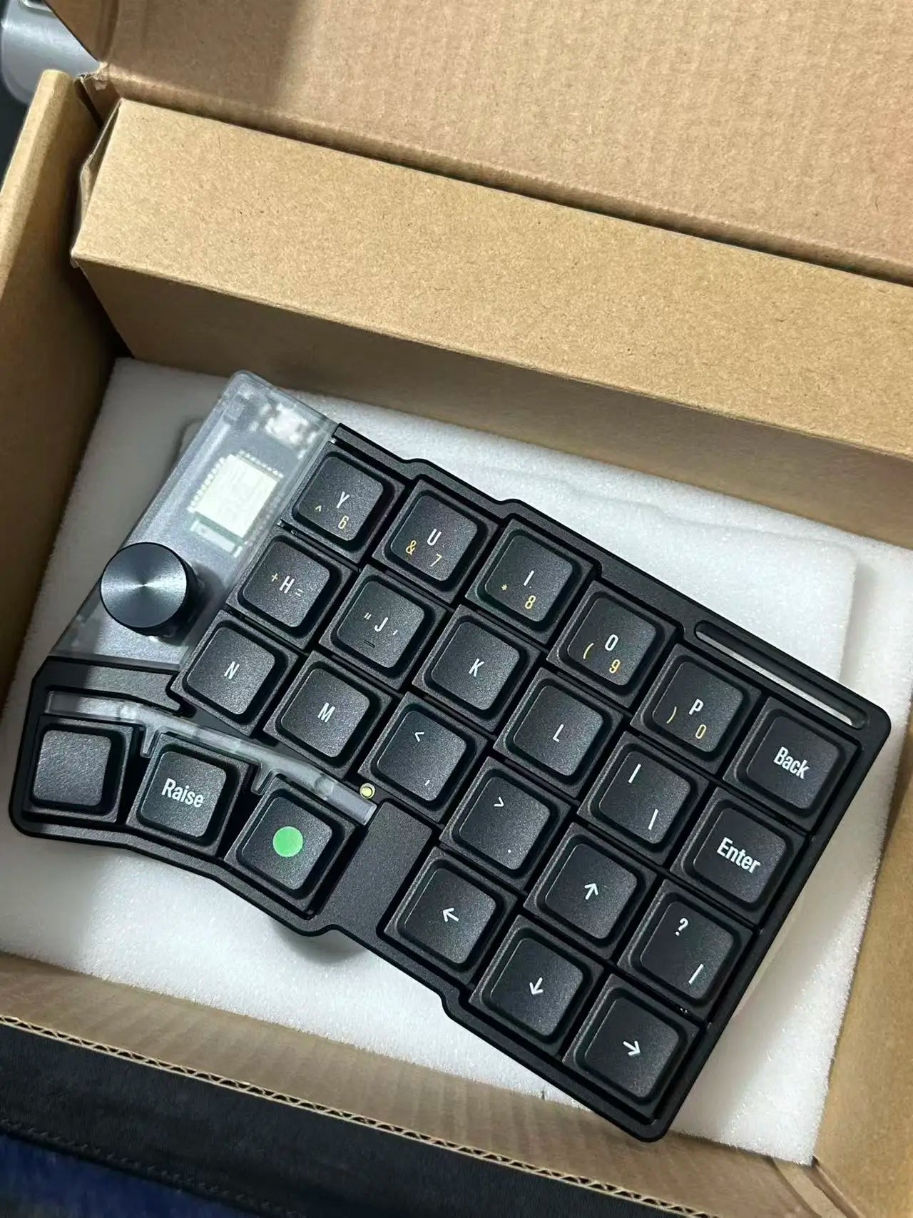 Cornix Split Keyboard with Tenting Leg Low Profile Hot Swap Wired Bluetooth CNC Corne Split Keyboard Kit Kailh Choc VIAL PreSale