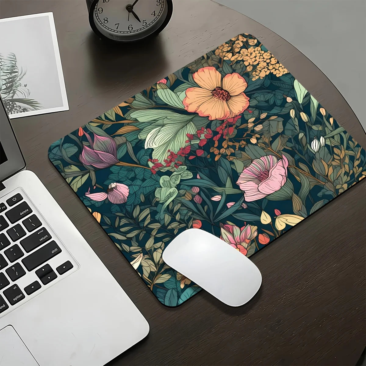 Beautiful Floral Pads Large Gaming Mouse Pad with Non-slip Rubber Base Precise Seam Design Washable and Durable for Office Use